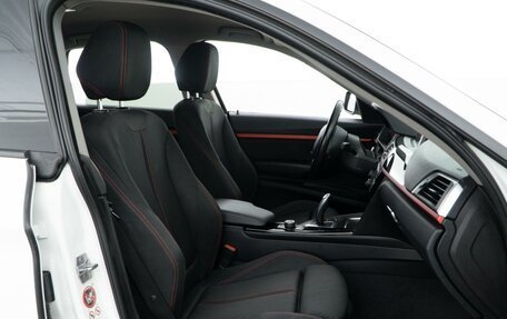 BMW 3 серия, 2016 год, 2 449 050 рублей, 8 фотография