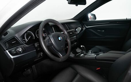 BMW 5 серия, 2016 год, 2 240 000 рублей, 5 фотография