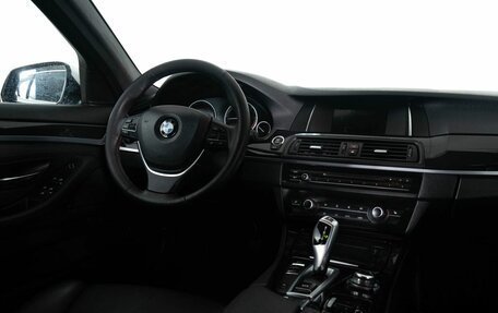 BMW 5 серия, 2016 год, 2 240 000 рублей, 13 фотография