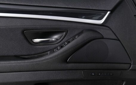 BMW 5 серия, 2016 год, 2 240 000 рублей, 21 фотография