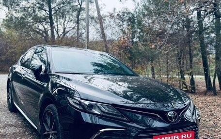 Toyota Camry, 2023 год, 3 350 000 рублей, 6 фотография