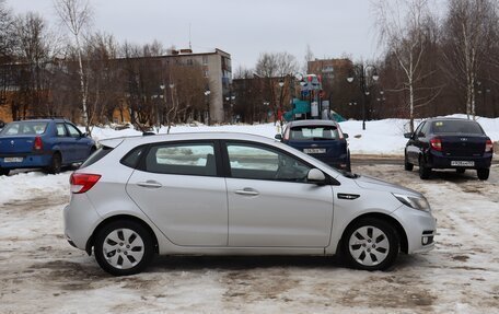KIA Rio III рестайлинг, 2017 год, 1 000 000 рублей, 4 фотография