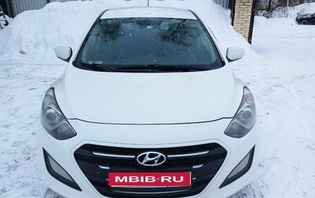 Hyundai i30 II рестайлинг, 2016 год, 600 000 рублей, 1 фотография