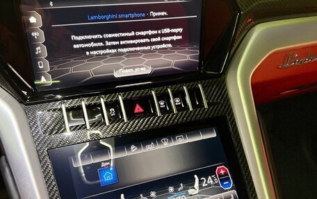 Lamborghini Urus I, 2020 год, 23 000 000 рублей, 25 фотография