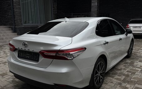 Toyota Camry, 2021 год, 2 990 000 рублей, 7 фотография