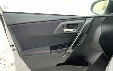 Toyota Auris II, 2013 год, 1 150 000 рублей, 12 фотография