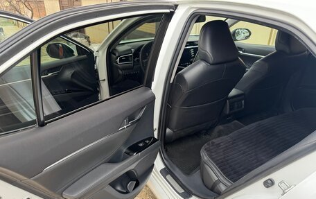 Toyota Camry, 2021 год, 2 990 000 рублей, 13 фотография