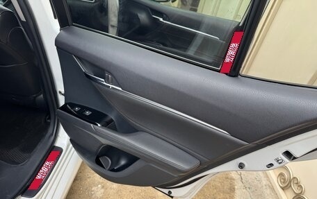 Toyota Camry, 2021 год, 2 990 000 рублей, 14 фотография