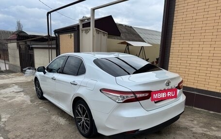 Toyota Camry, 2021 год, 2 990 000 рублей, 21 фотография