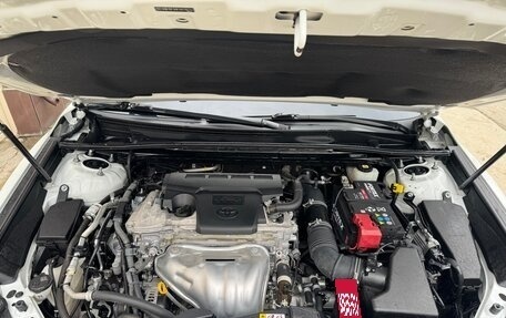 Toyota Camry, 2021 год, 2 990 000 рублей, 18 фотография