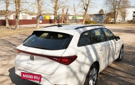 SEAT Leon IV, 2022 год, 300 000 рублей, 8 фотография