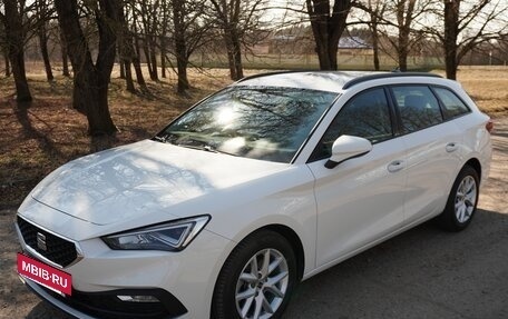 SEAT Leon IV, 2022 год, 300 000 рублей, 9 фотография