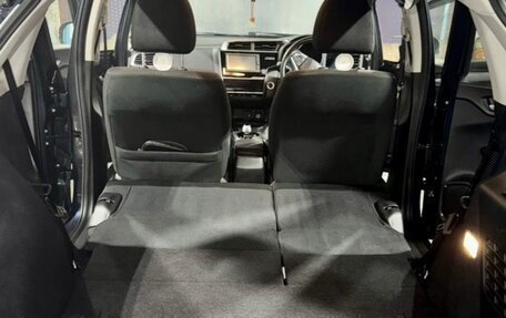 Honda Fit III, 2017 год, 1 010 000 рублей, 6 фотография