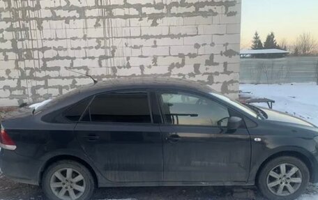 Volkswagen Polo VI (EU Market), 2011 год, 300 000 рублей, 2 фотография