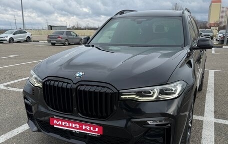 BMW X7, 2021 год, 8 300 000 рублей, 2 фотография
