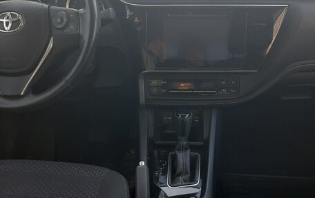Toyota Corolla, 2018 год, 1 650 000 рублей, 5 фотография