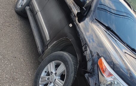 Toyota Land Cruiser 200, 2007 год, 2 400 000 рублей, 3 фотография