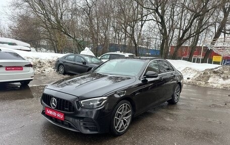 Mercedes-Benz E-Класс, 2020 год, 3 100 000 рублей, 1 фотография