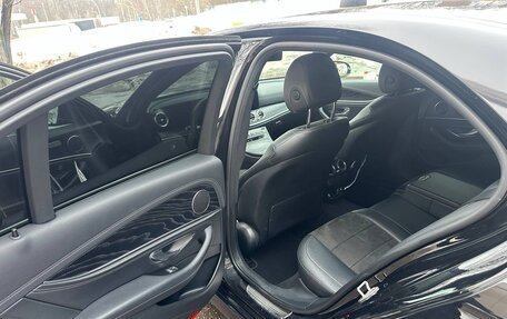 Mercedes-Benz E-Класс, 2020 год, 3 100 000 рублей, 12 фотография