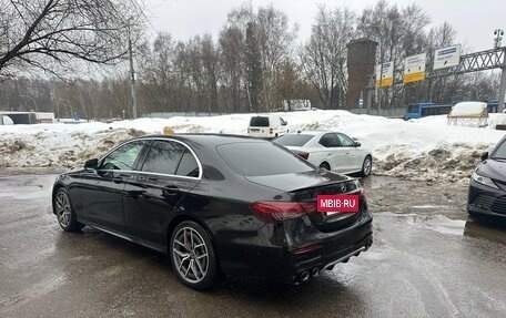 Mercedes-Benz E-Класс, 2020 год, 3 100 000 рублей, 3 фотография