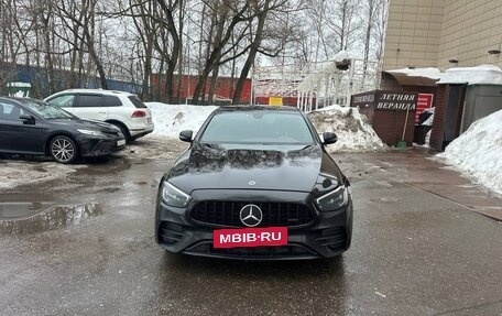 Mercedes-Benz E-Класс, 2020 год, 3 100 000 рублей, 7 фотография