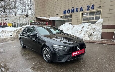 Mercedes-Benz E-Класс, 2020 год, 3 100 000 рублей, 6 фотография