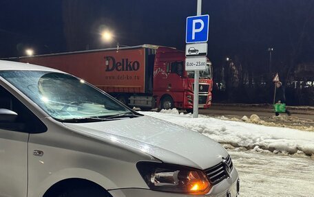 Volkswagen Polo VI (EU Market), 2010 год, 450 000 рублей, 10 фотография