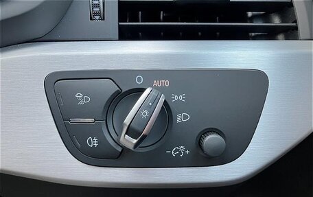 Audi A4, 2022 год, 2 110 000 рублей, 29 фотография