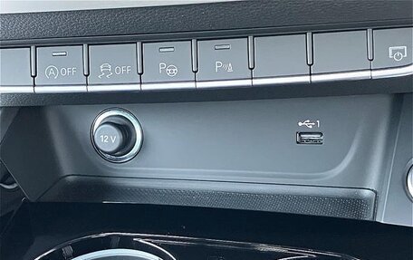 Audi A4, 2022 год, 2 110 000 рублей, 26 фотография