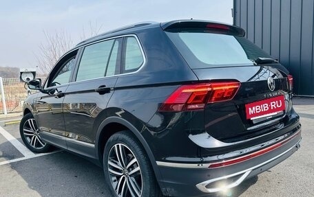Volkswagen Tiguan II, 2021 год, 3 650 000 рублей, 8 фотография