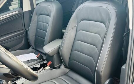 Volkswagen Tiguan II, 2021 год, 3 650 000 рублей, 12 фотография