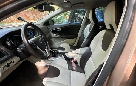 Volvo V40 Cross Country I, 2014 год, 1 600 000 рублей, 10 фотография