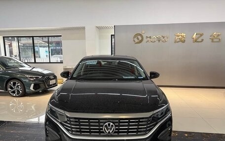 Volkswagen Passat B8 рестайлинг, 2022 год, 1 978 000 рублей, 2 фотография