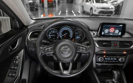 Mazda 6, 2018 год, 1 360 000 рублей, 10 фотография