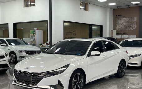 Hyundai Elantra, 2022 год, 1 570 000 рублей, 1 фотография