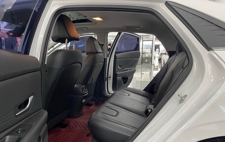 Hyundai Elantra, 2022 год, 1 570 000 рублей, 10 фотография