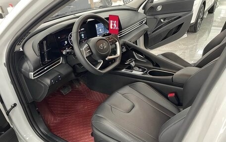 Hyundai Elantra, 2022 год, 1 570 000 рублей, 9 фотография