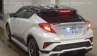 Toyota C-HR I рестайлинг, 2023 год, 2 600 000 рублей, 4 фотография