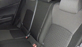 Toyota C-HR I рестайлинг, 2023 год, 2 600 000 рублей, 6 фотография