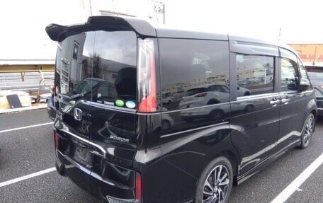 Honda Stepwgn IV, 2015 год, 1 750 000 рублей, 7 фотография