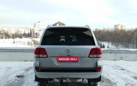 Toyota Land Cruiser 200, 2011 год, 2 725 000 рублей, 5 фотография