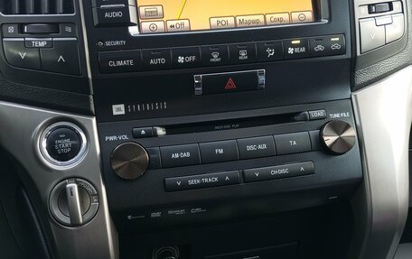 Toyota Land Cruiser 200, 2011 год, 2 725 000 рублей, 13 фотография