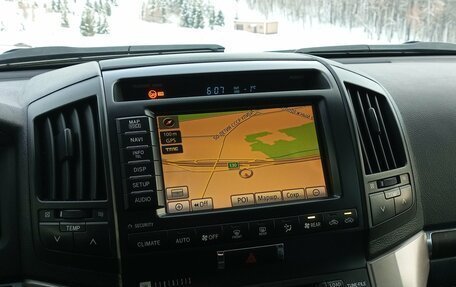 Toyota Land Cruiser 200, 2011 год, 2 725 000 рублей, 12 фотография