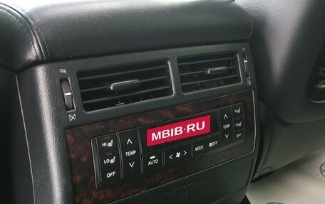 Toyota Land Cruiser 200, 2011 год, 2 725 000 рублей, 23 фотография