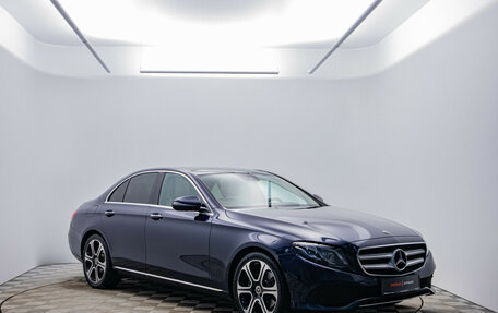 Mercedes-Benz E-Класс, 2017 год, 3 390 000 рублей, 3 фотография