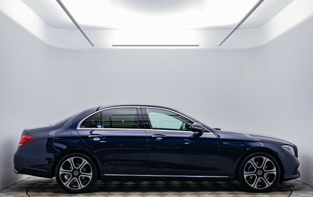 Mercedes-Benz E-Класс, 2017 год, 3 390 000 рублей, 4 фотография