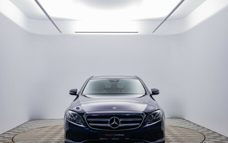 Mercedes-Benz E-Класс, 2017 год, 3 390 000 рублей, 2 фотография