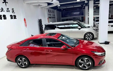 Hyundai Elantra, 2022 год, 1 300 888 рублей, 4 фотография