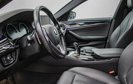 BMW 5 серия, 2019 год, 3 650 000 рублей, 10 фотография