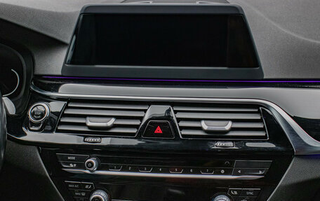 BMW 5 серия, 2019 год, 3 650 000 рублей, 14 фотография